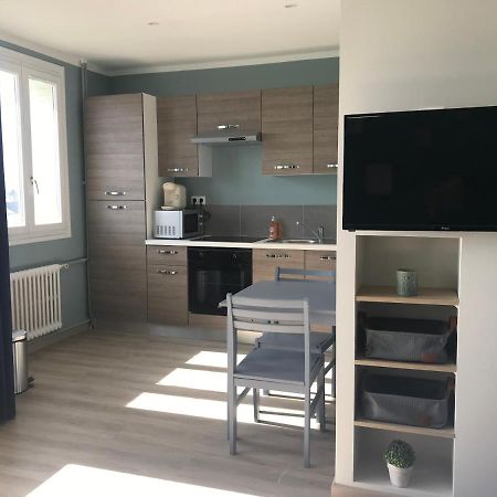 Bel Appartement Renove, Spacieux Et Lumineux Bourg-en-Bresse Luaran gambar